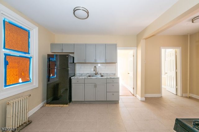 120 Sunset Ave, Newark City, NJ 07106