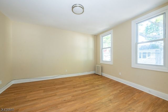 120 Sunset Ave, Newark City, NJ 07106