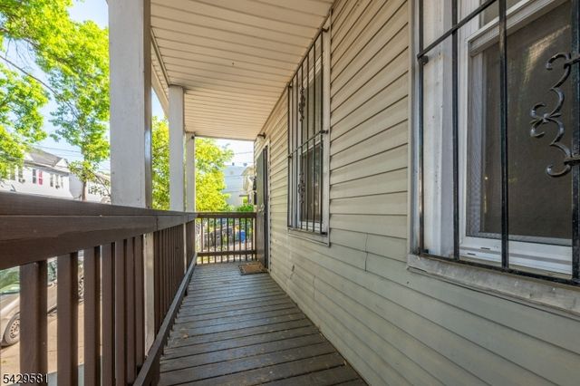 120 Sunset Ave, Newark City, NJ 07106