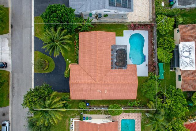 3670 NW 78th Lane, Coral Springs, FL 33065