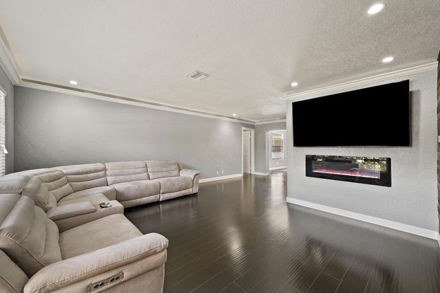 3670 NW 78th Lane, Coral Springs, FL 33065