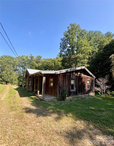 4019 Happy Goats Way, Lenoir, NC 28645