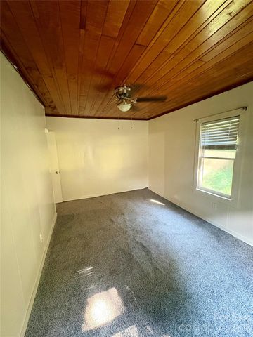 4019 Happy Goats Way, Lenoir, NC 28645