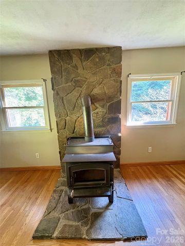 4019 Happy Goats Way, Lenoir, NC 28645