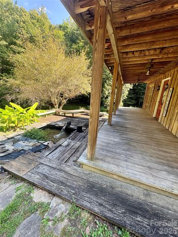 4019 Happy Goats Way, Lenoir, NC 28645