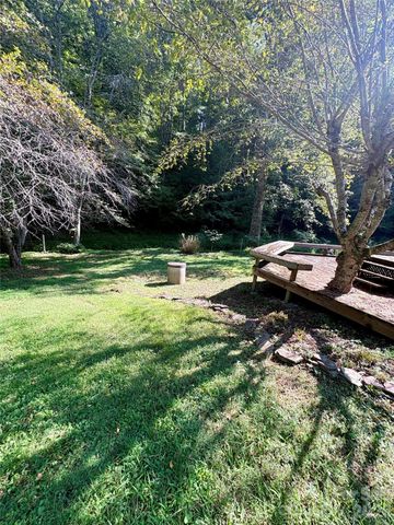 4019 Happy Goats Way, Lenoir, NC 28645
