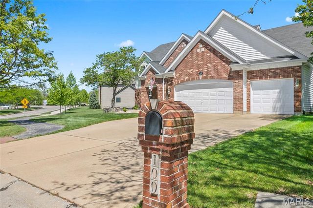 100 Elderberry Lane, Wildwood, MO 63040