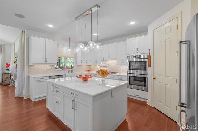 100 Elderberry Lane, Wildwood, MO 63040