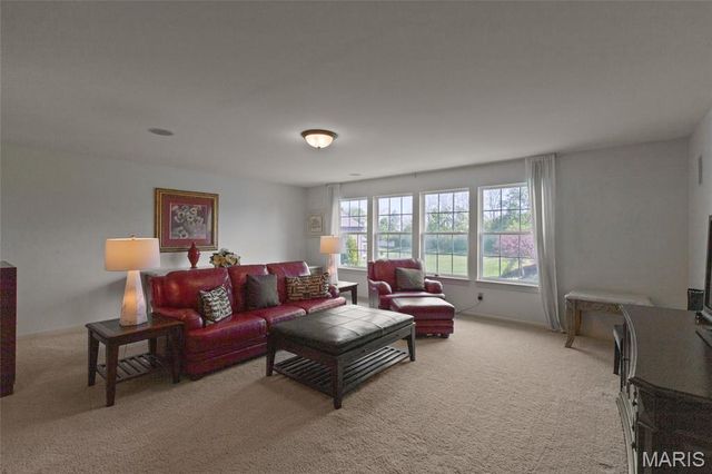 100 Elderberry Lane, Wildwood, MO 63040