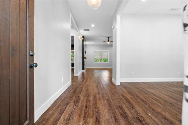 1230 Shallowford Road, Marietta, GA 30066