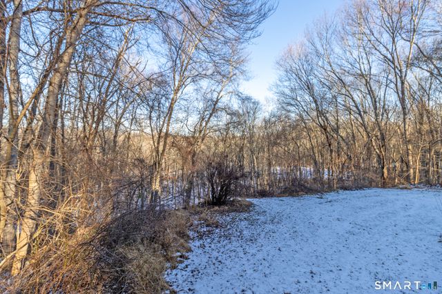 21 Bennett Pond Road, Canterbury, CT 06331