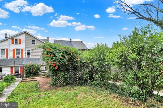 428 E MAIN ST, Ephrata, PA 17522