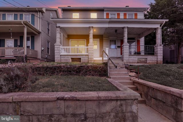 428 E MAIN ST, Ephrata, PA 17522
