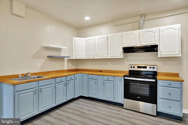428 E MAIN ST, Ephrata, PA 17522