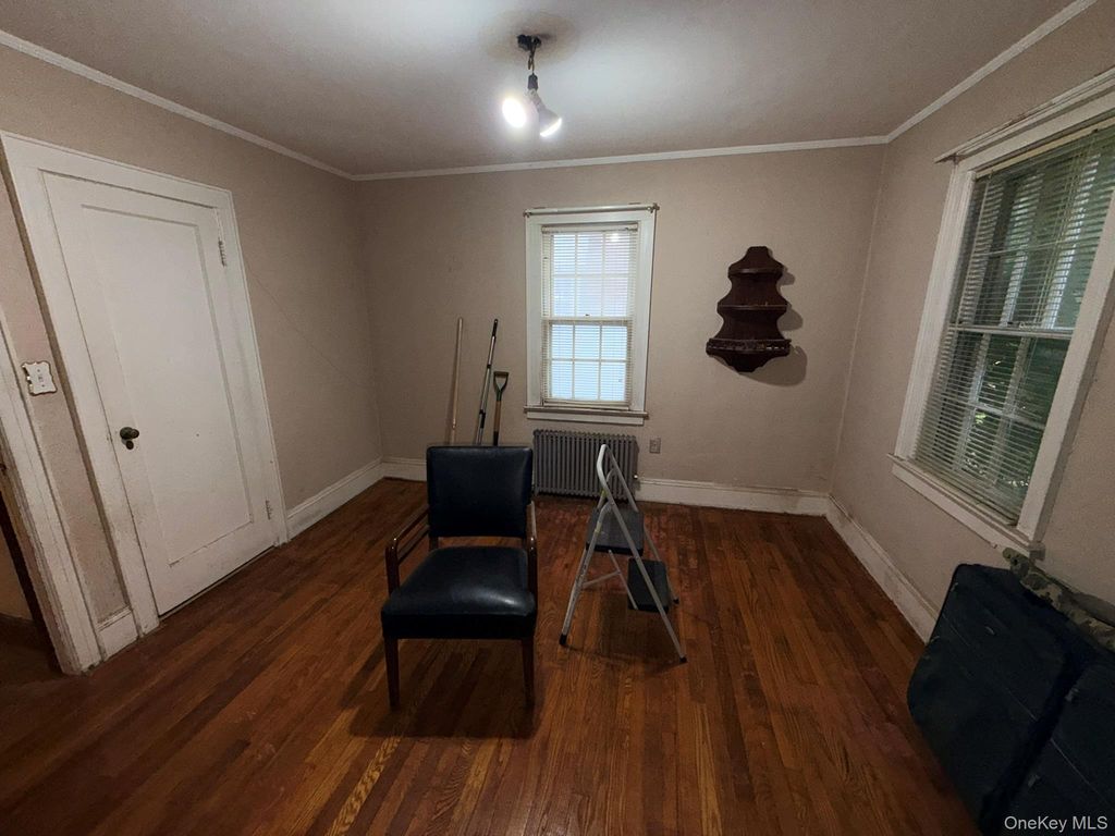 2284 Wynsum Avenue, Merrick, NY 11566 — photo 4