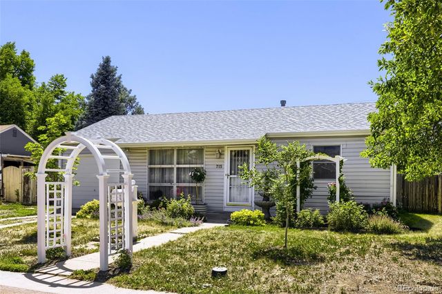 715 Kingston Street, Aurora, CO 80010