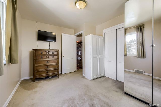 715 Kingston Street, Aurora, CO 80010
