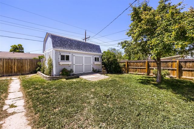 715 Kingston Street, Aurora, CO 80010
