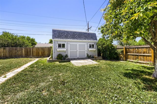 715 Kingston Street, Aurora, CO 80010