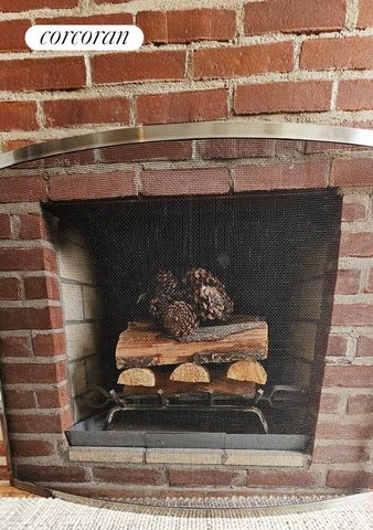 116 W 76th St Apt 5R, New York City, NY 10023