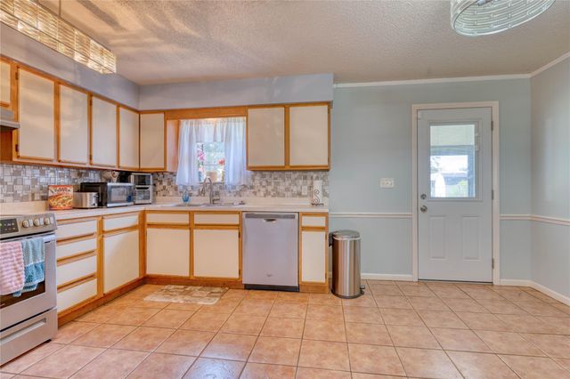 1009 SW 13th St, Okeechobee, FL 34974