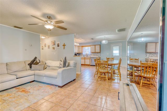 1009 SW 13th St, Okeechobee, FL 34974