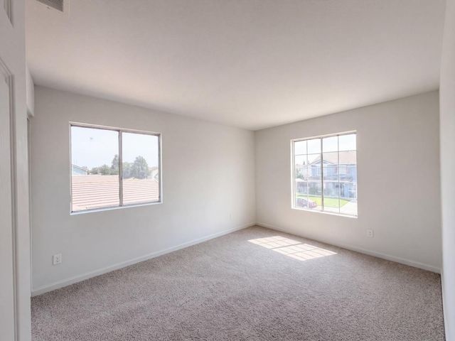 2155 Watercourse St, Stockton, CA 95206