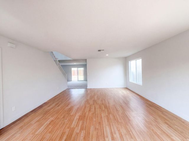 2155 Watercourse St, Stockton, CA 95206