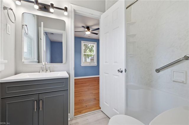 683 Ellen RD, Newport News, VA 23605
