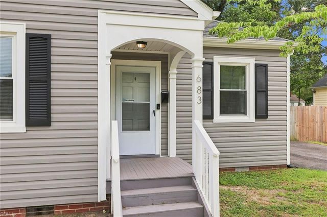 683 Ellen RD, Newport News, VA 23605