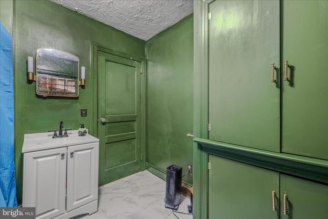 1934 GERRARDSTOWN RD, Gerrardstown, WV 25420