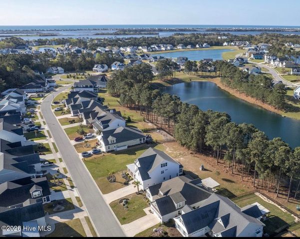 524 Moss Lake Lane, Holly Ridge, NC 28445
