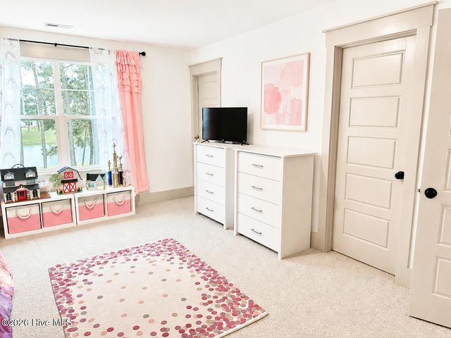 524 Moss Lake Lane, Holly Ridge, NC 28445
