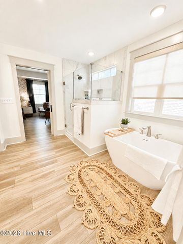 524 Moss Lake Lane, Holly Ridge, NC 28445