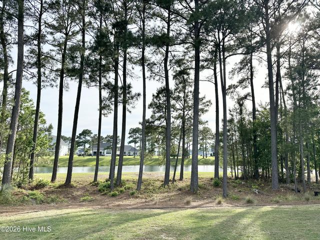 524 Moss Lake Lane, Holly Ridge, NC 28445