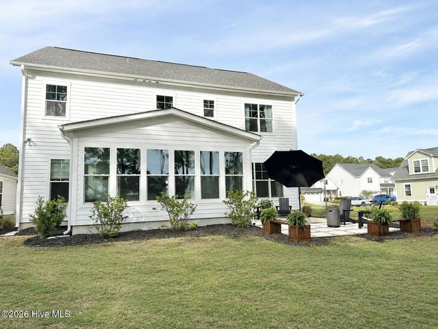 524 Moss Lake Lane, Holly Ridge, NC 28445