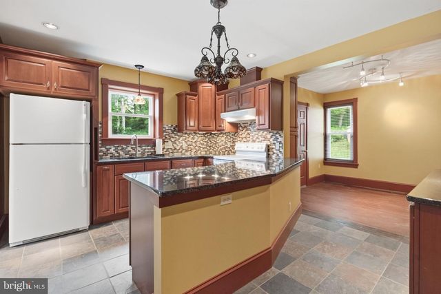247 MAUGERS MILL RD, Pottstown, PA 19464