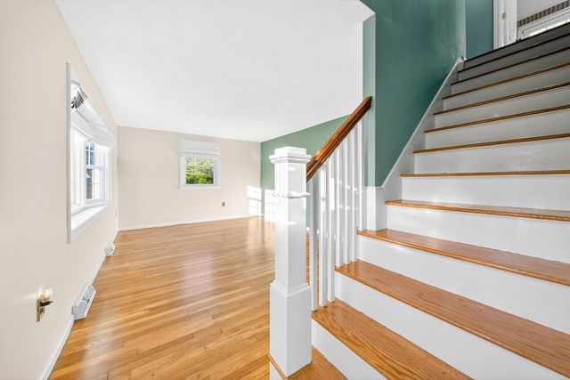 3 Catherine Ave, Billerica, MA 01821