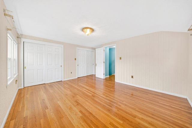 3 Catherine Ave, Billerica, MA 01821