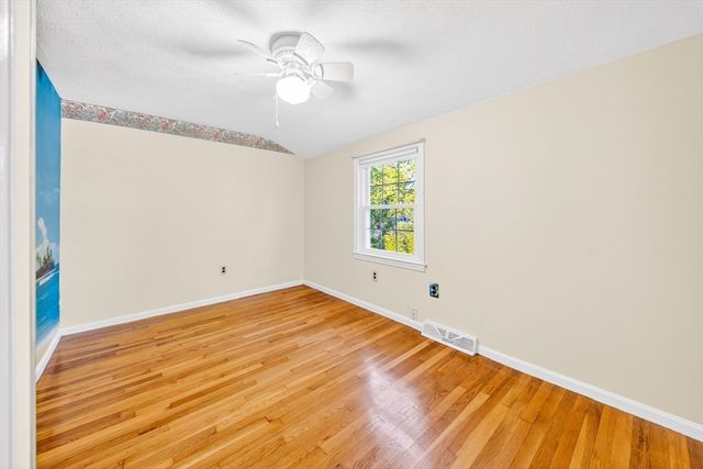 3 Catherine Ave, Billerica, MA 01821