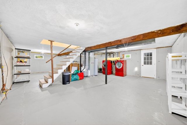 3 Catherine Ave, Billerica, MA 01821