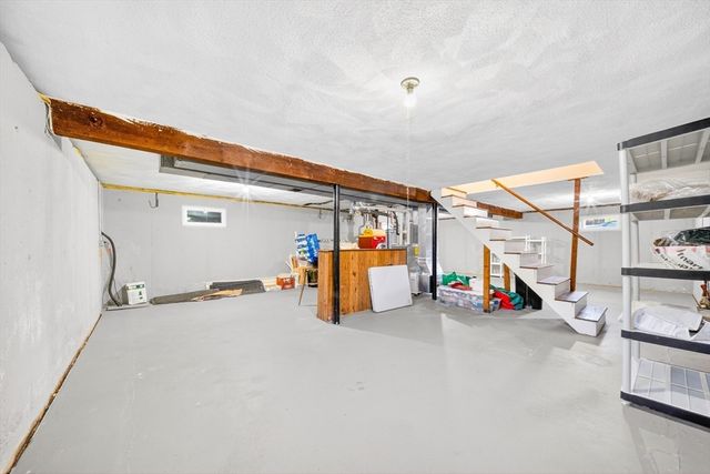 3 Catherine Ave, Billerica, MA 01821
