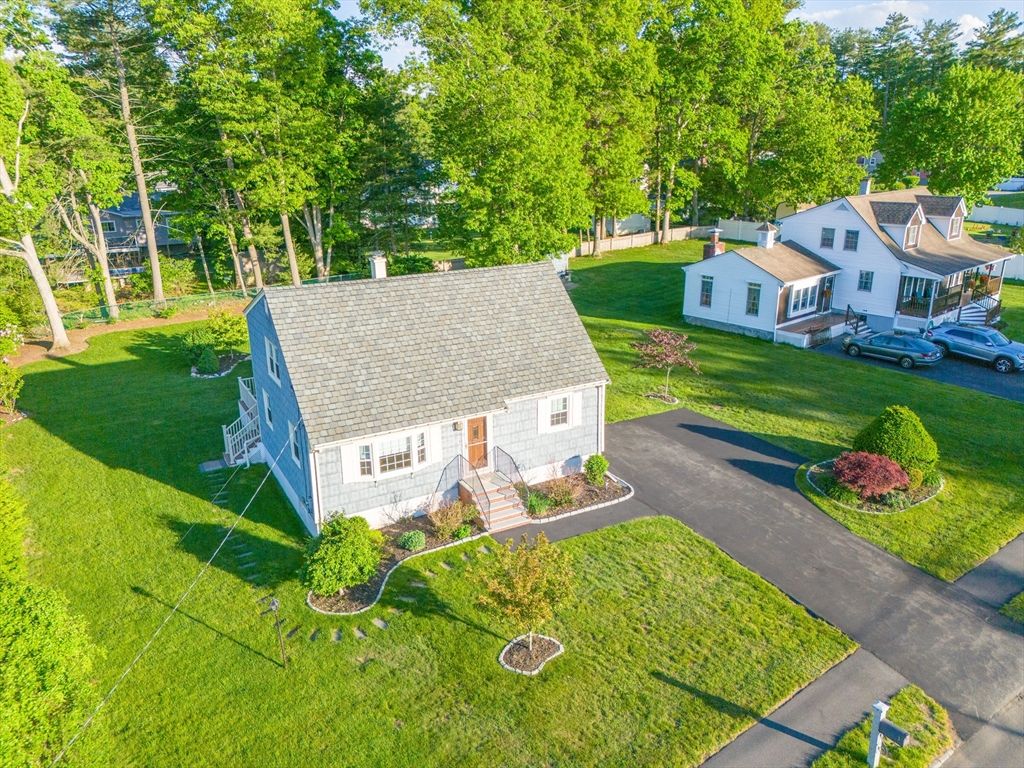 3 Catherine Ave, Billerica, MA 01821