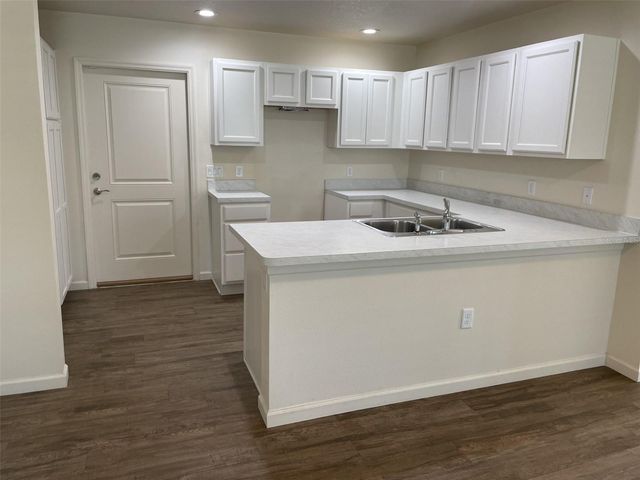 1306 RIDGE POINTE DR., Orlando, FL 32808