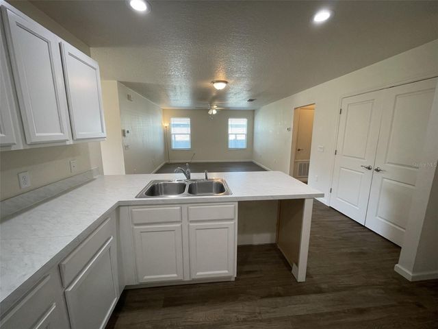 1306 RIDGE POINTE DR., Orlando, FL 32808