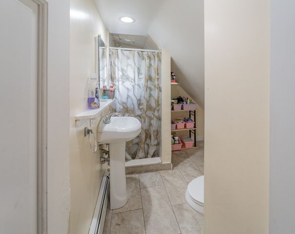 68 Cook Ave, Chelsea, MA 02150