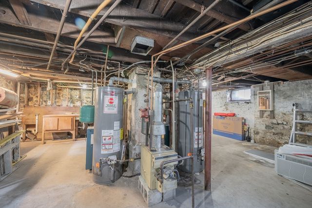 68 Cook Ave, Chelsea, MA 02150