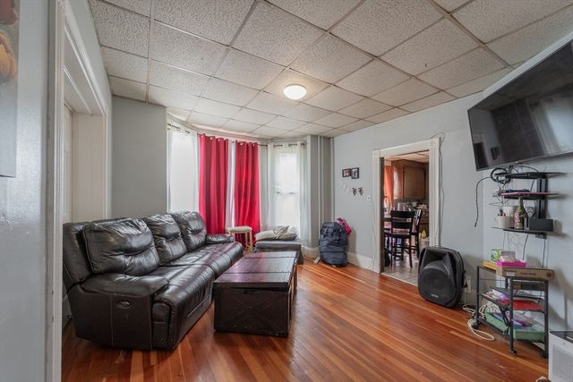 68 Cook Ave, Chelsea, MA 02150