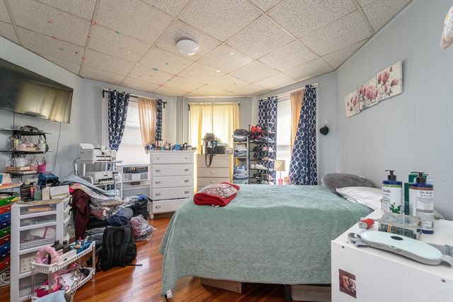 68 Cook Ave, Chelsea, MA 02150