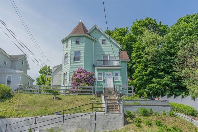 68 Cook Ave, Chelsea, MA 02150